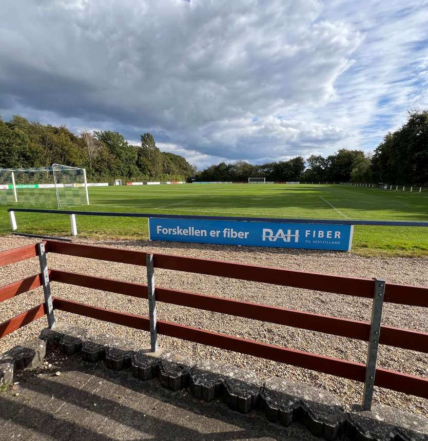 Nu støtter RAH Fiber også fodbolden i Videbæk